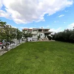 Micic By Belmont Realty Zara