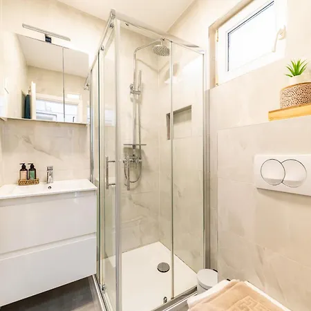 شقة Micic By Belmont Realty زادار