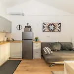 Micic By Belmont Realty 公寓 扎达尔