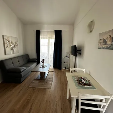 Micic By Belmont Realty *