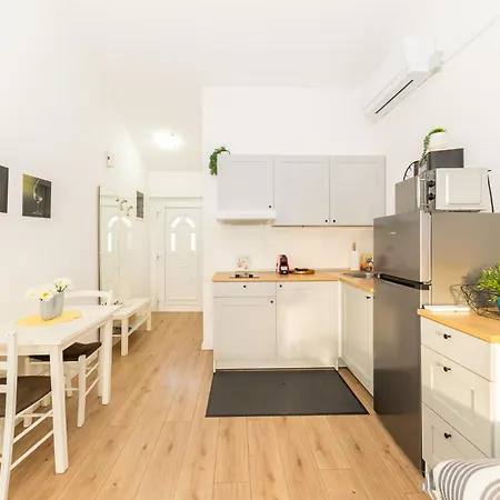 Micic By Belmont Realty
