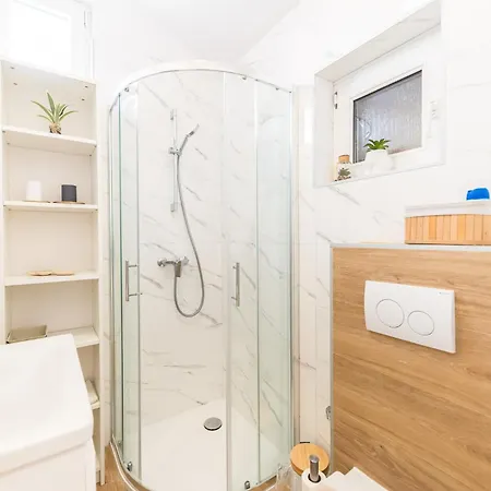 Micic By Belmont Realty * Zára