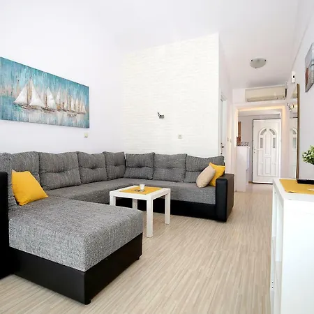 公寓 Micic 扎达尔